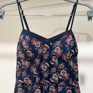 Maxi dress with pockets and straps